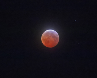 Cloudy Bloodmoon